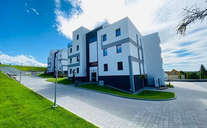 Apartamenty Na Wzgorzu Бохня Экстерьер фото